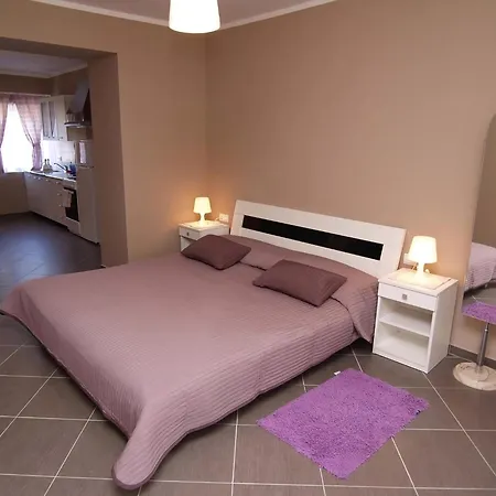 In Mit Garten Und Terrasse Apartment Veli Losinj